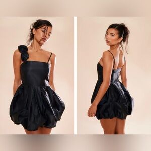 PRETTYLITTLETHING BLACK ROSE APPLIQUE DETAIL SATIN PUFFBALL‎ DRESS- NWT Size 2